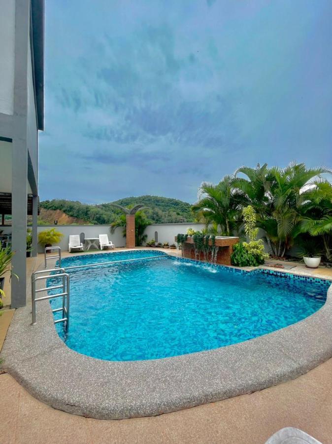 Norshah Village Resort 珍南海滩 外观 照片