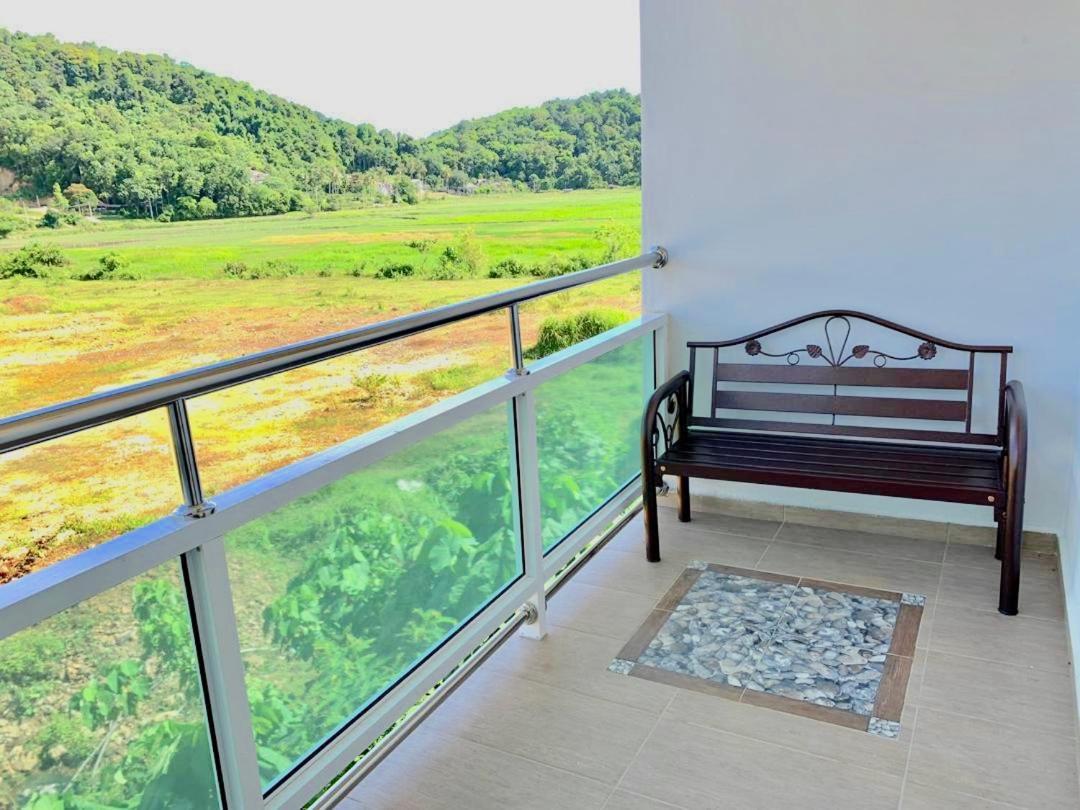 Norshah Village Resort 珍南海滩 外观 照片