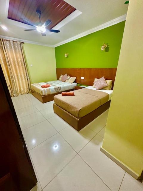 Norshah Village Resort 珍南海滩 外观 照片