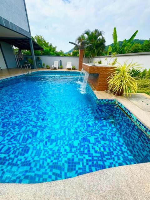 Norshah Village Resort 珍南海滩 外观 照片